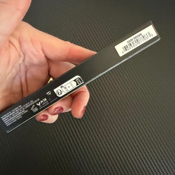 Anastasia - Brow Wiz Dk. Brown Skinny Brow Pencil - Picture 4 of 5